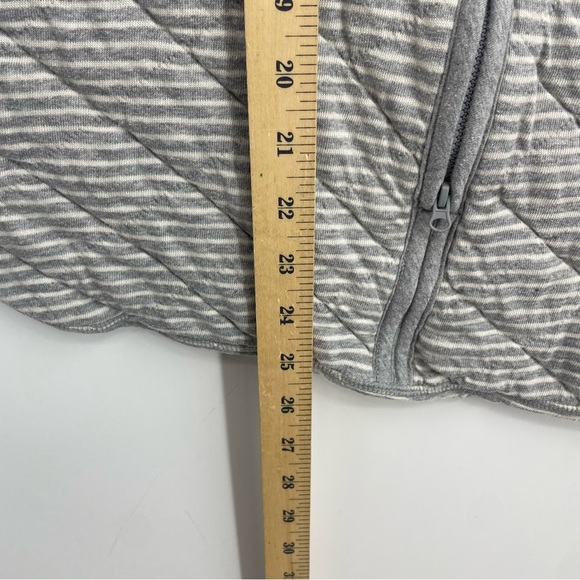 Moon and Back by Hanna Anderson Sleep Sack gray striped Sz M - Picture 4 of 7